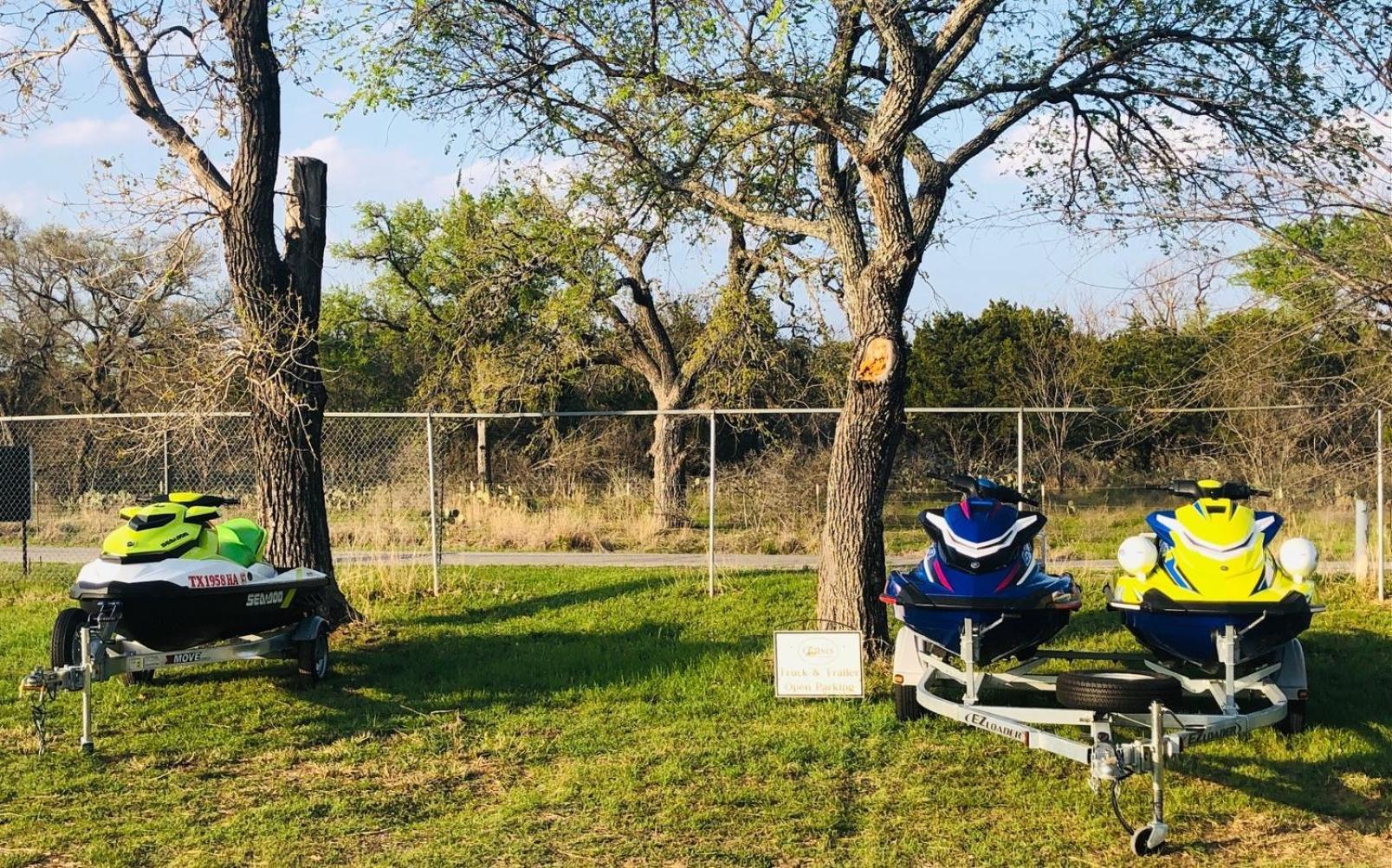 Oasis Lake Buchanan Bluffton Екстериор снимка