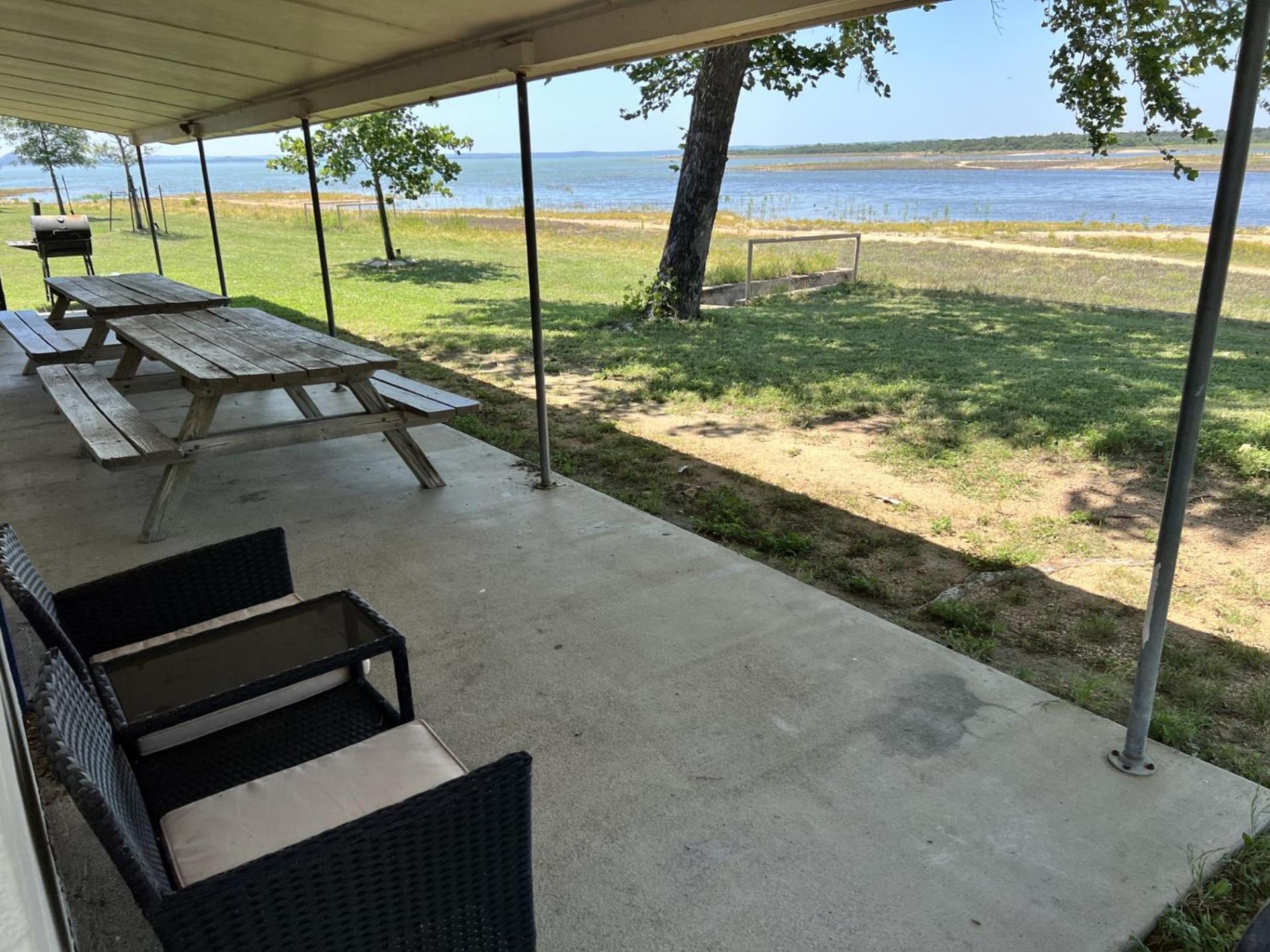 Oasis Lake Buchanan Bluffton Екстериор снимка