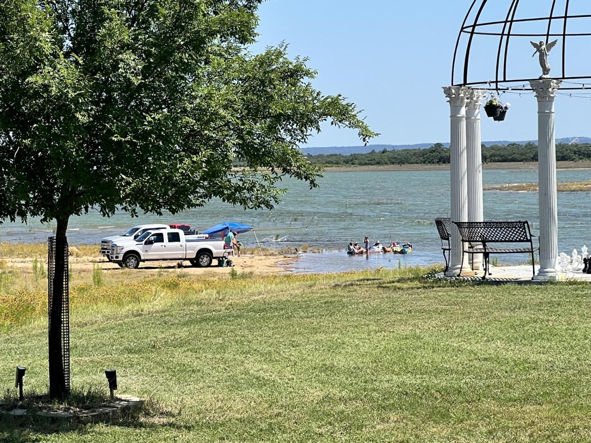Oasis Lake Buchanan Bluffton Екстериор снимка