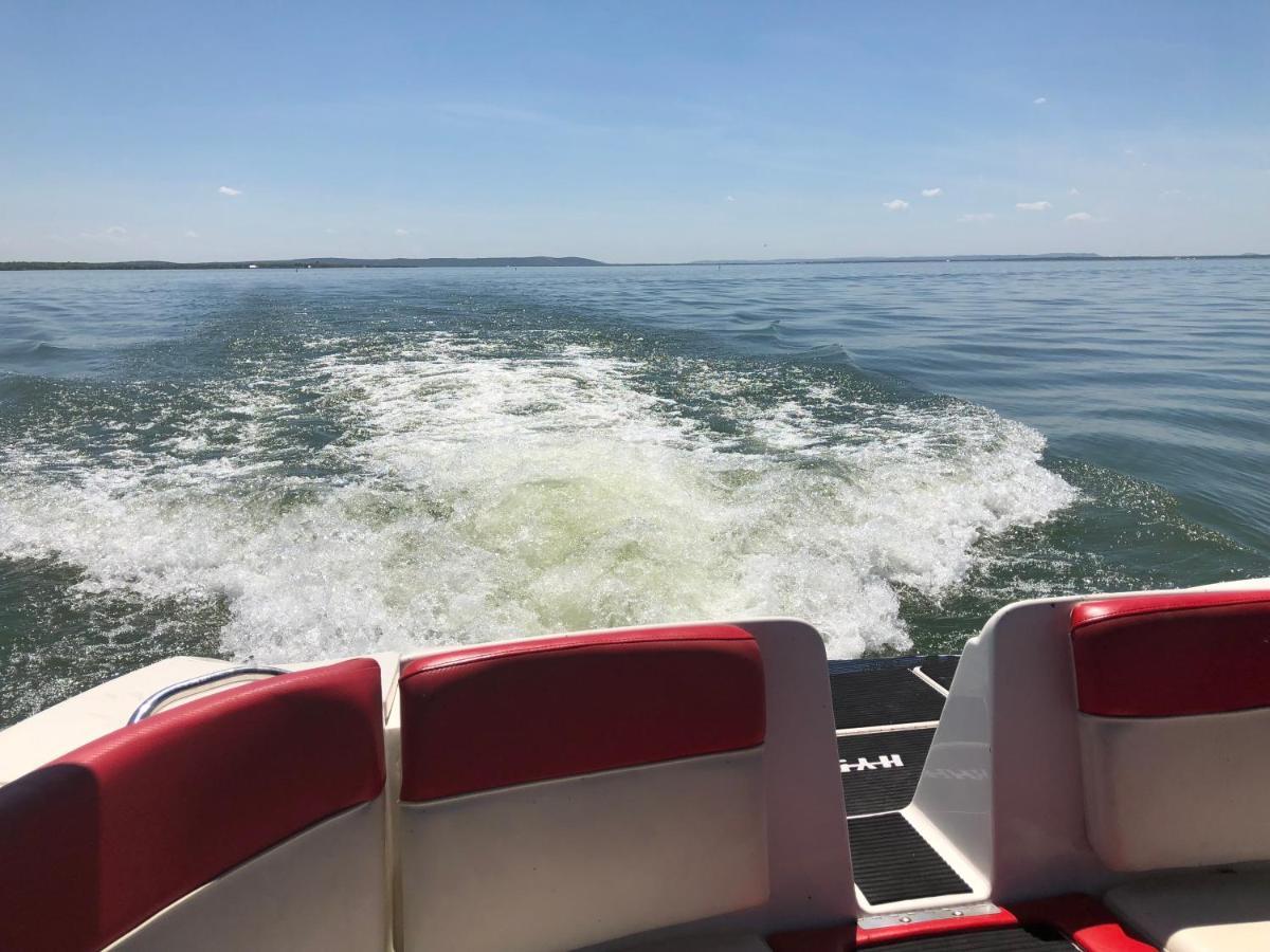 Oasis Lake Buchanan Bluffton Екстериор снимка