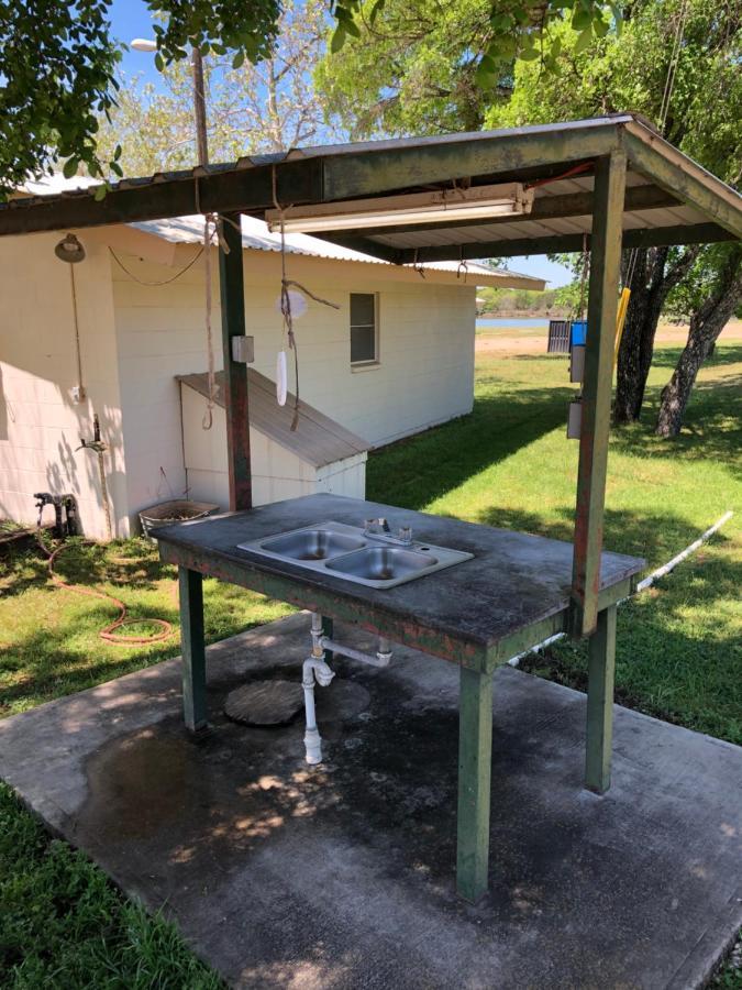 Oasis Lake Buchanan Bluffton Екстериор снимка